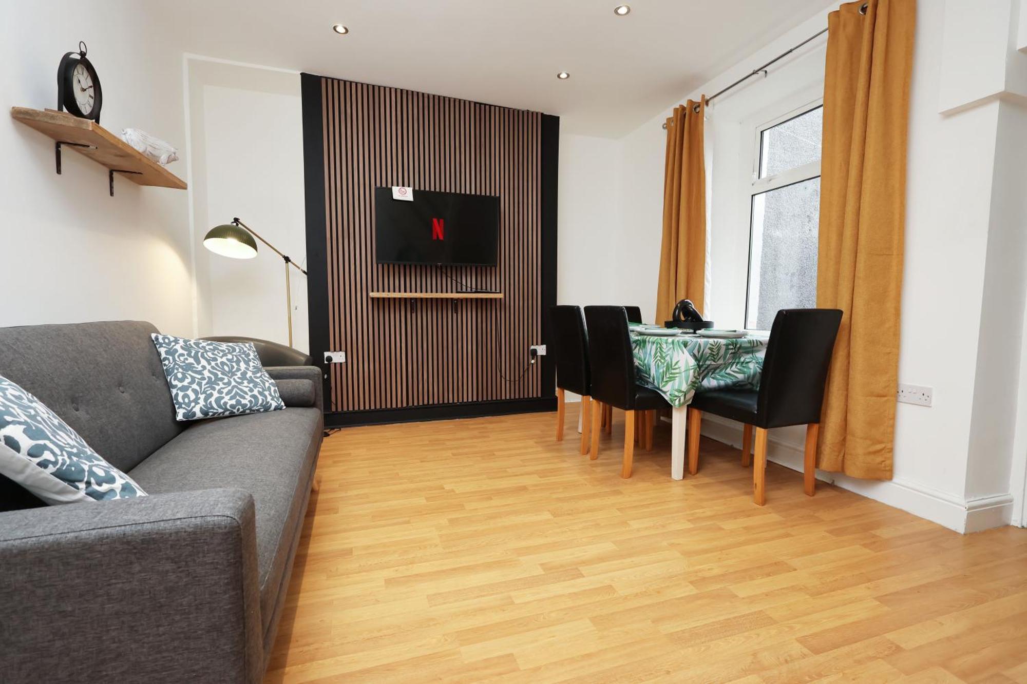 Viewing Deck, On-Street Parking, Tv In Every Room Swansea Esterno foto
